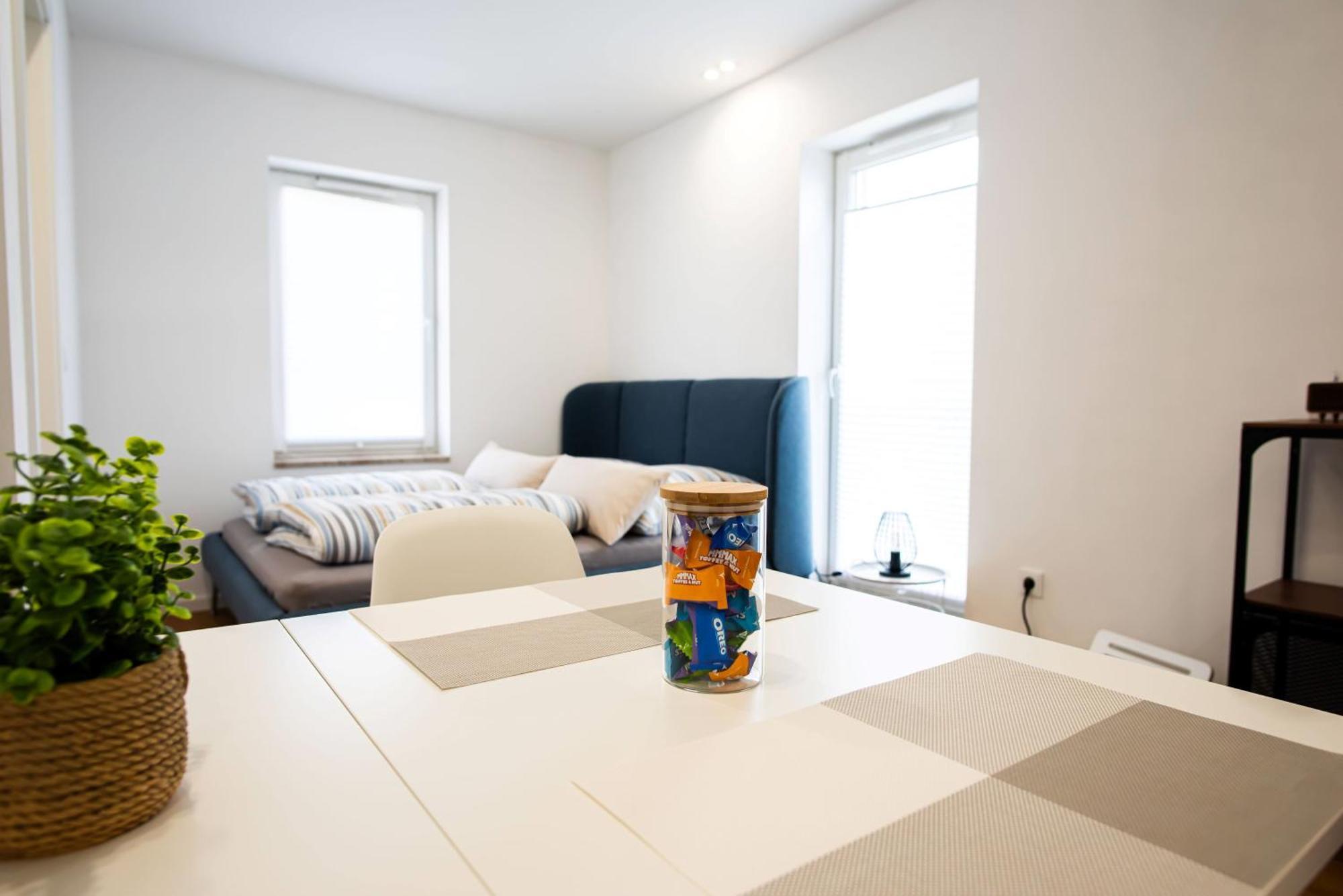Zentral Gelegenes Apartment アウグスブルク エクステリア 写真